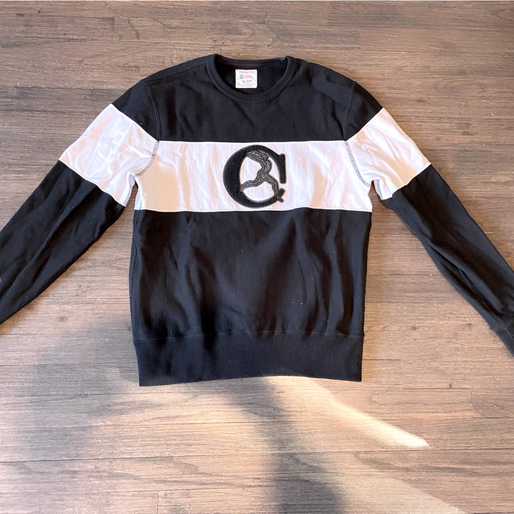 Collab with Todd Synder and Champion - this sweatshirt is an iconic classic.